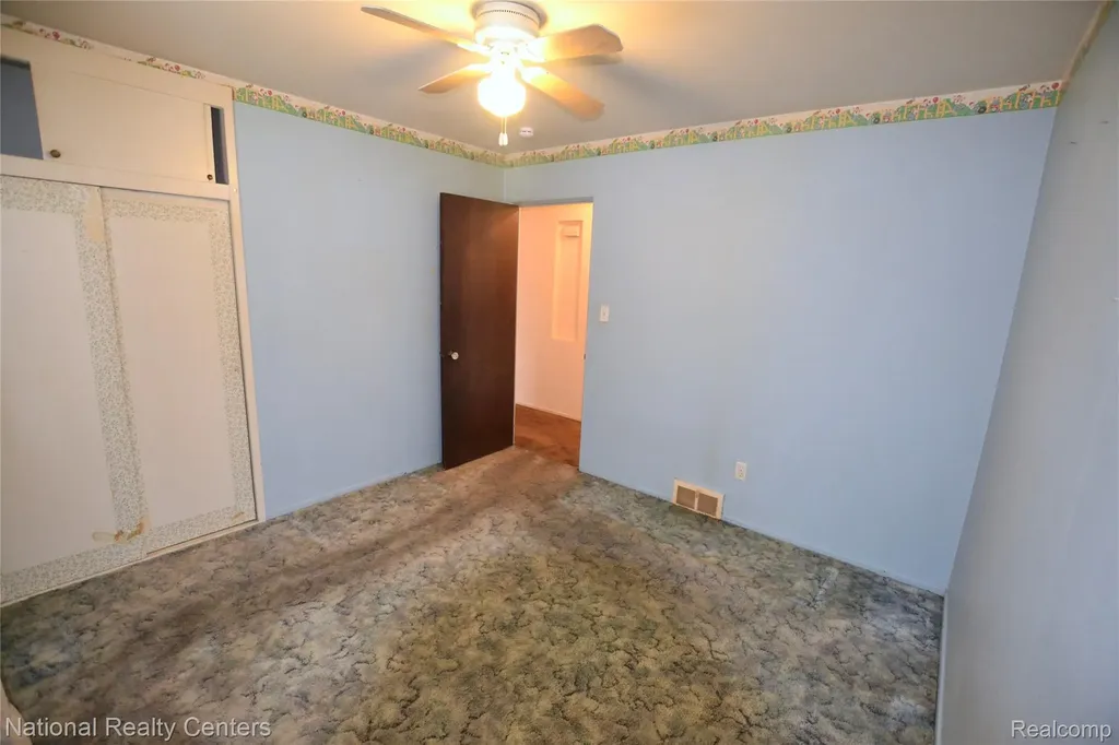 175 John Daly Street Inkster City MI 48141
