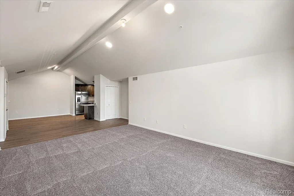 8292 Heywood Circle Sterling Heights City MI 48312
