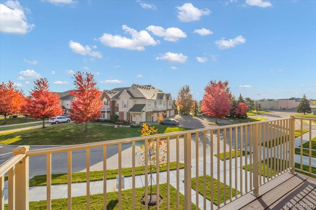 8292 Heywood Circle Sterling Heights City MI 48312