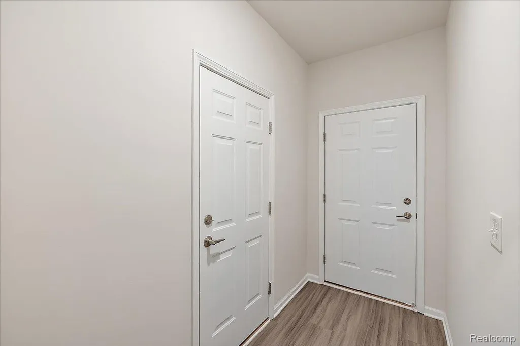 8292 Heywood Circle Sterling Heights City MI 48312