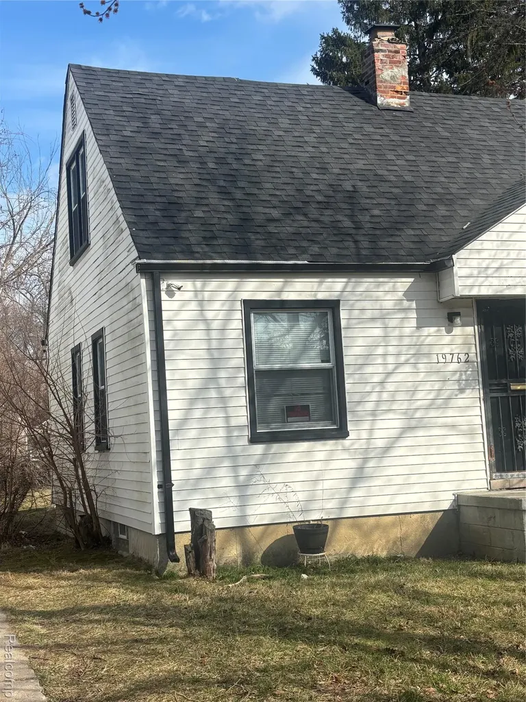 19762 Avon Avenue Detroit City MI 48219