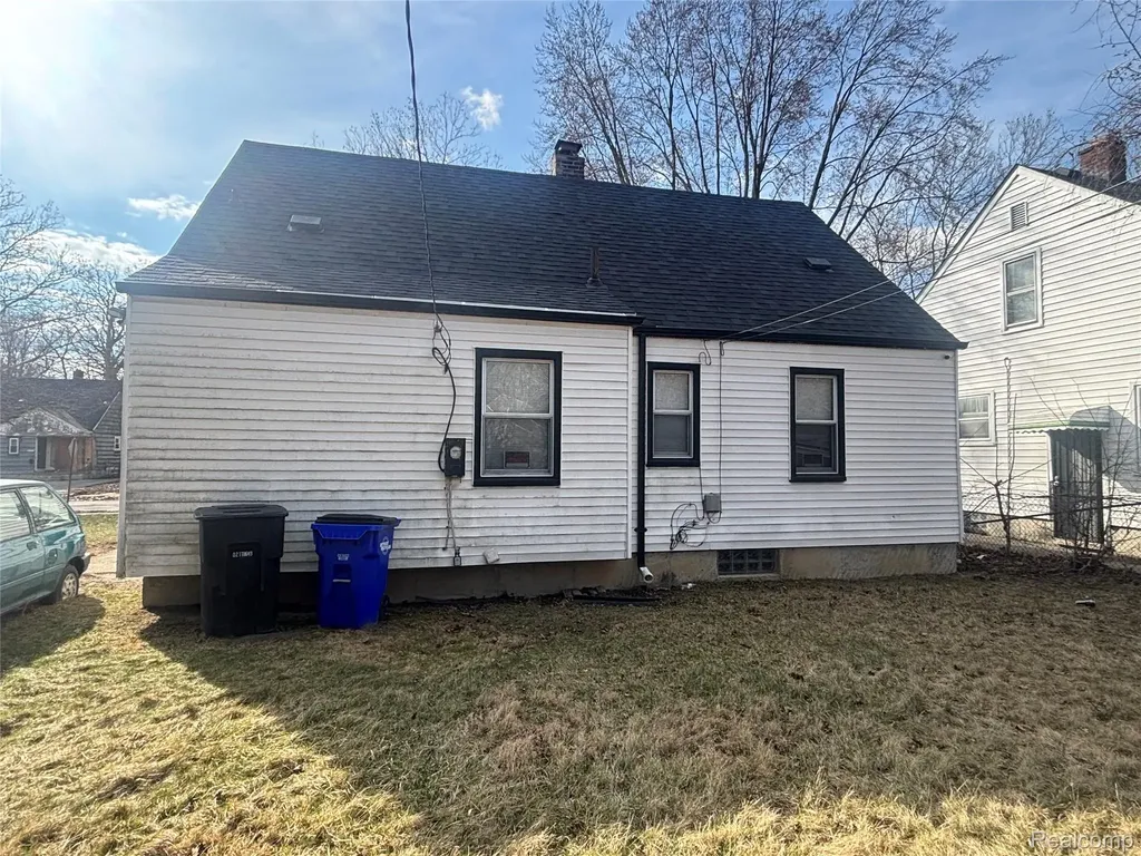 19762 Avon Avenue Detroit City MI 48219