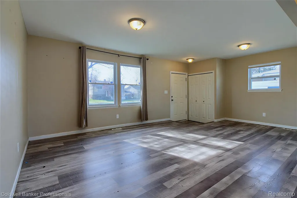 1385 Berkshire Street Westland City MI 48186