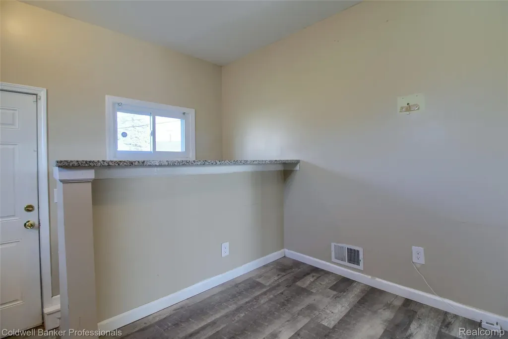 1385 Berkshire Street Westland City MI 48186
