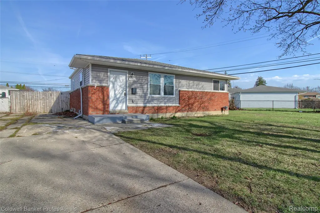 1385 Berkshire Street Westland City MI 48186