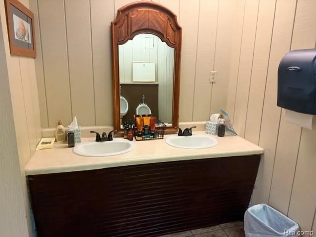 32747 Grand Traverse Street Westland City MI 48186
