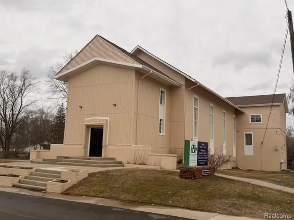 32747 Grand Traverse Street Westland City MI 48186