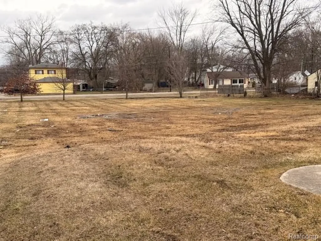 32747 Grand Traverse Street Westland City MI 48186