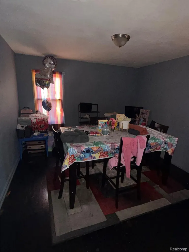 17379 Murray Hill Street Detroit City MI 48235