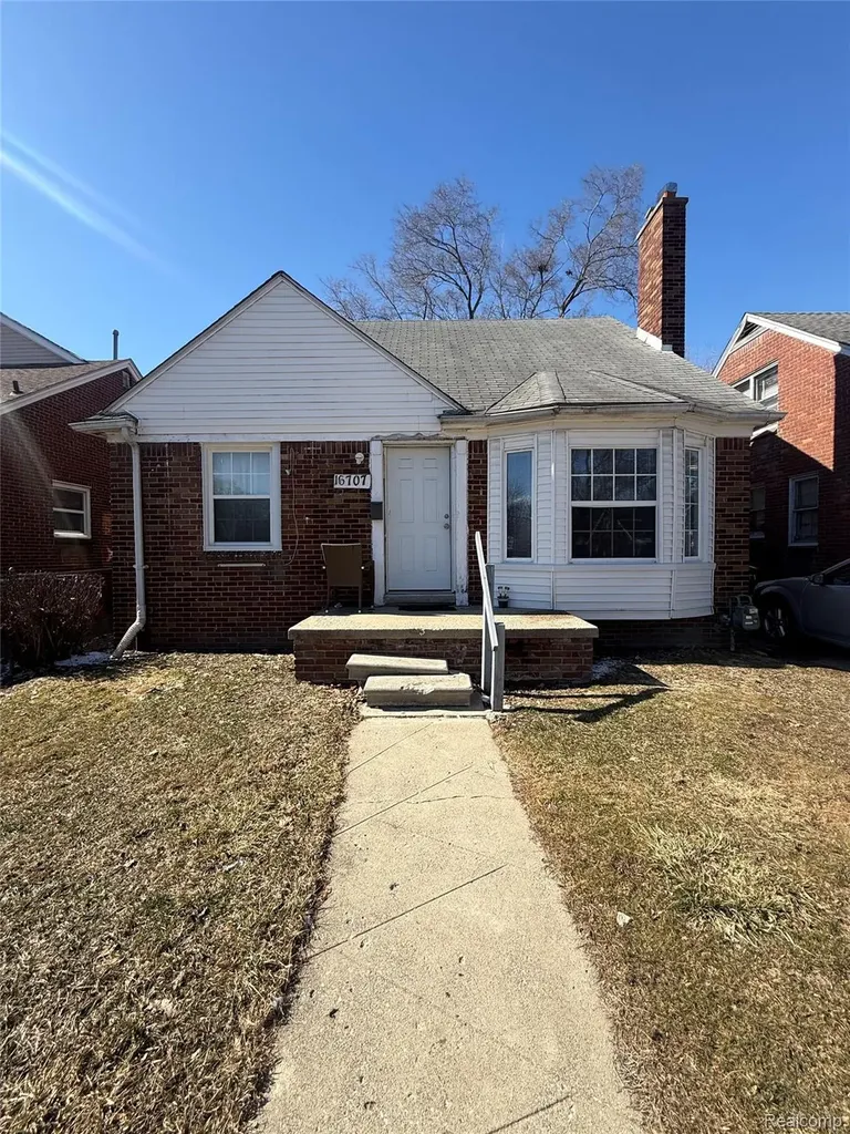 16707 Prevost Street Detroit City MI 48235