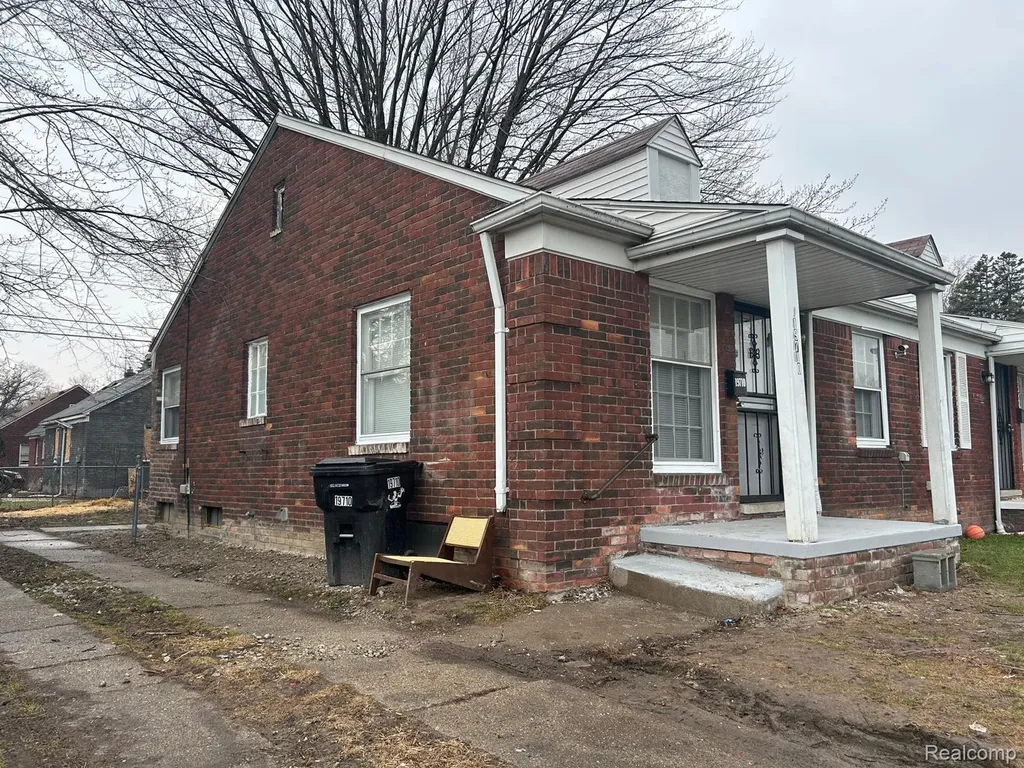 19710 Moross Road Detroit City MI 48224