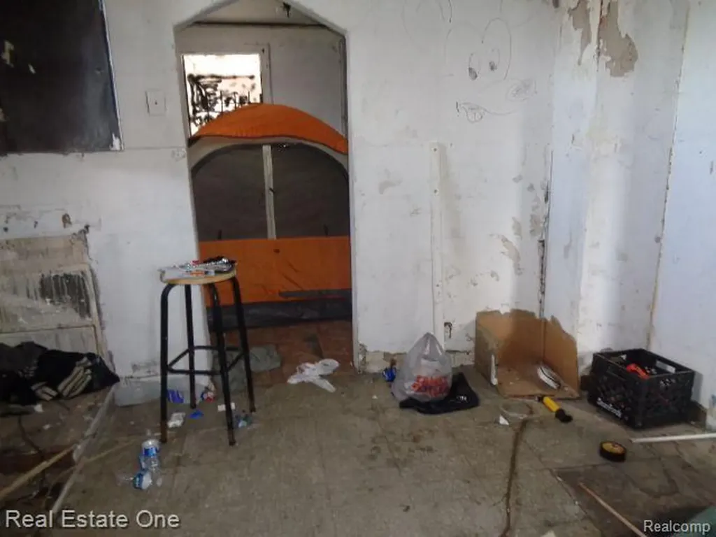14065 Manning Street Detroit City MI 48205