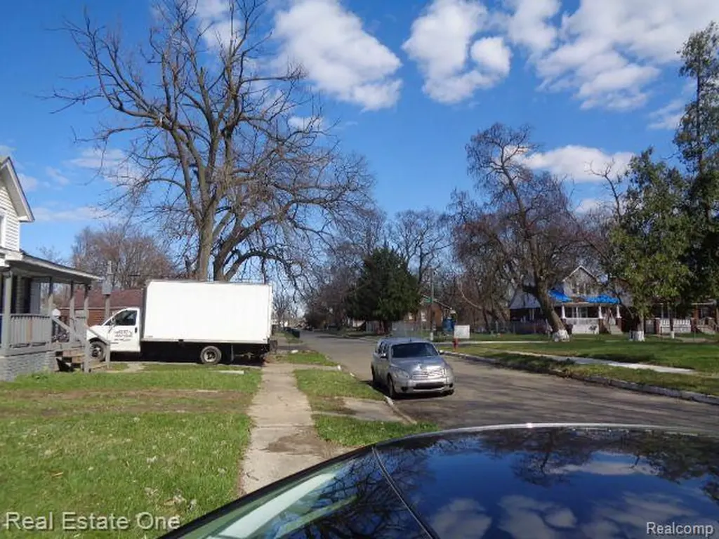 14065 Manning Street Detroit City MI 48205