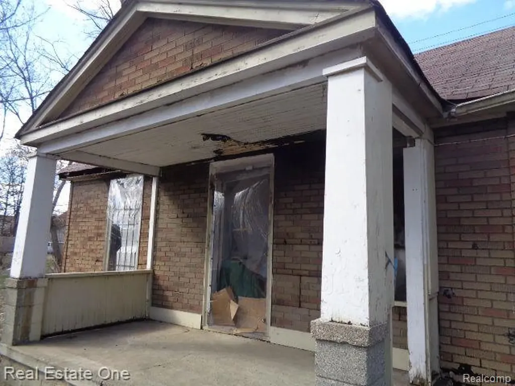 14065 Manning Street Detroit City MI 48205
