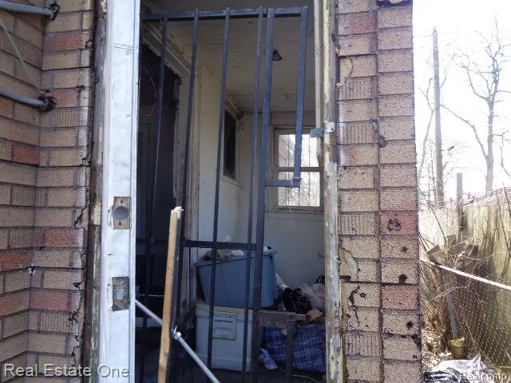 14065 Manning Street Detroit City MI 48205