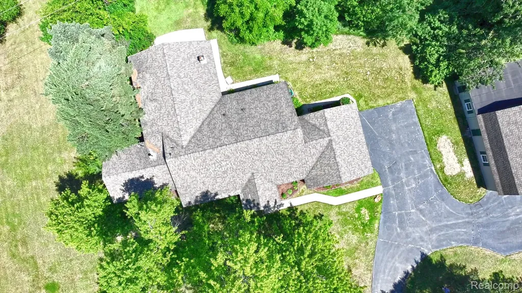 5370 Whipple Lake Road Independence Charter Township MI 48348