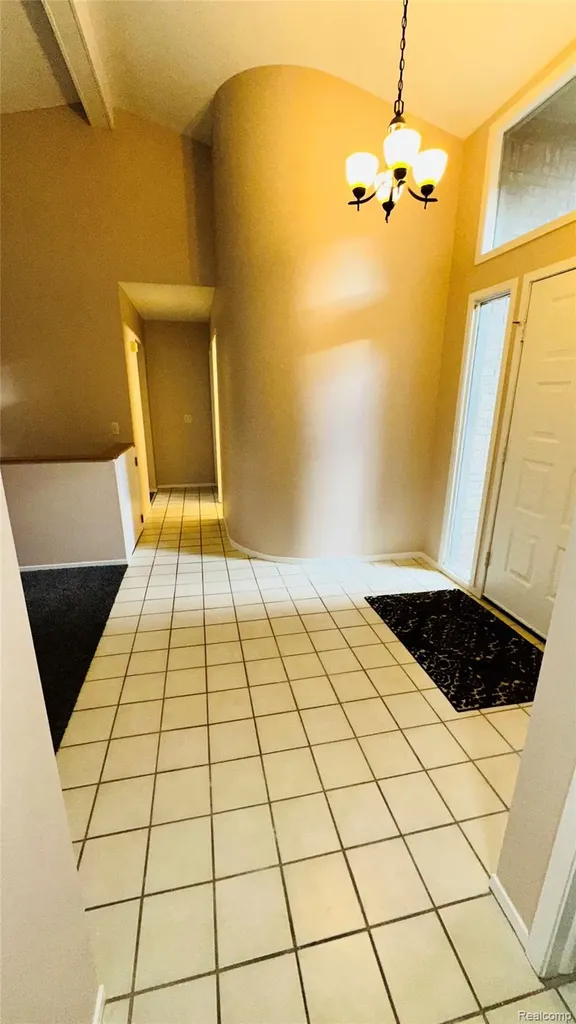 33779 Vista Drive Farmington Hills City MI 48331
