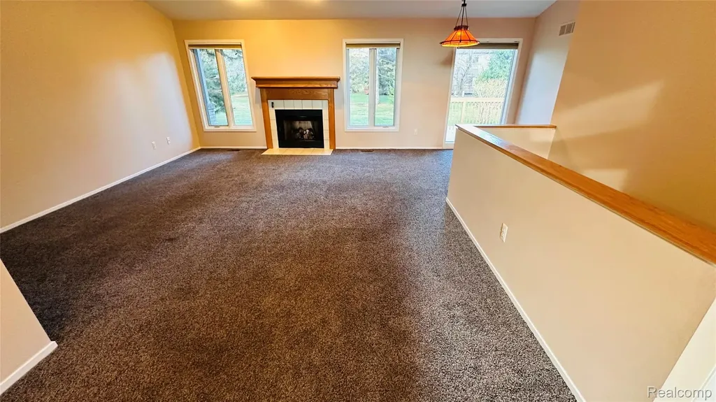 33779 Vista Drive Farmington Hills City MI 48331