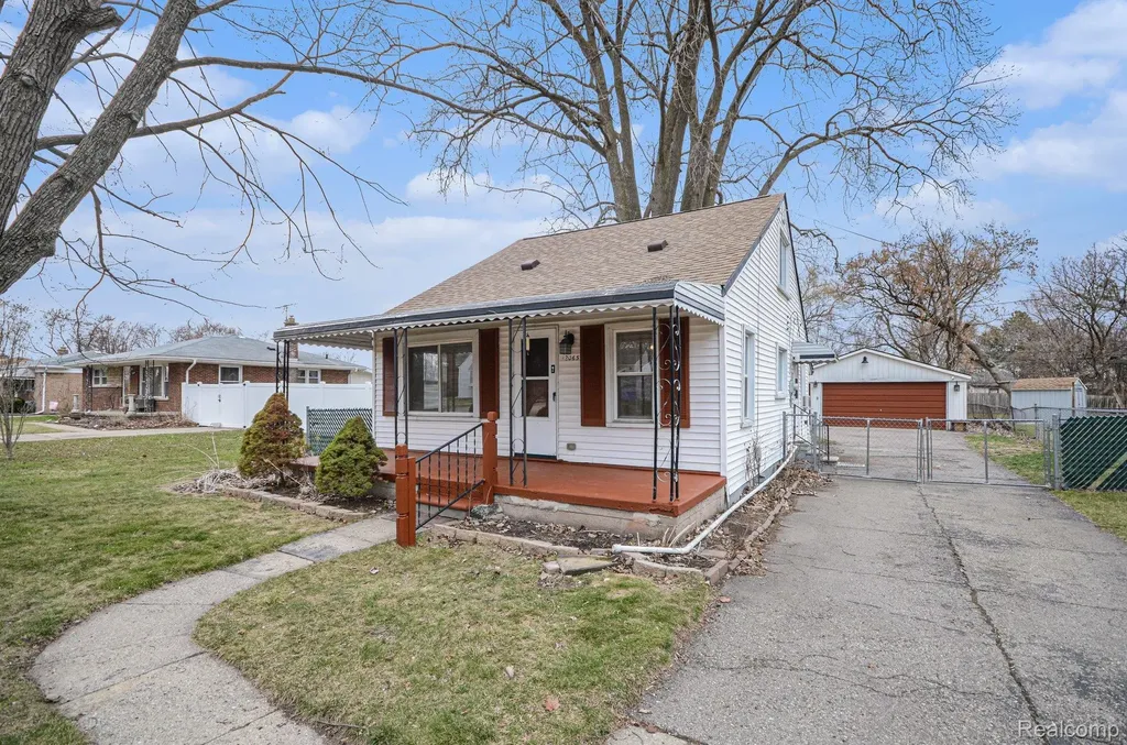12065 Belmont Avenue Warren City MI 48089