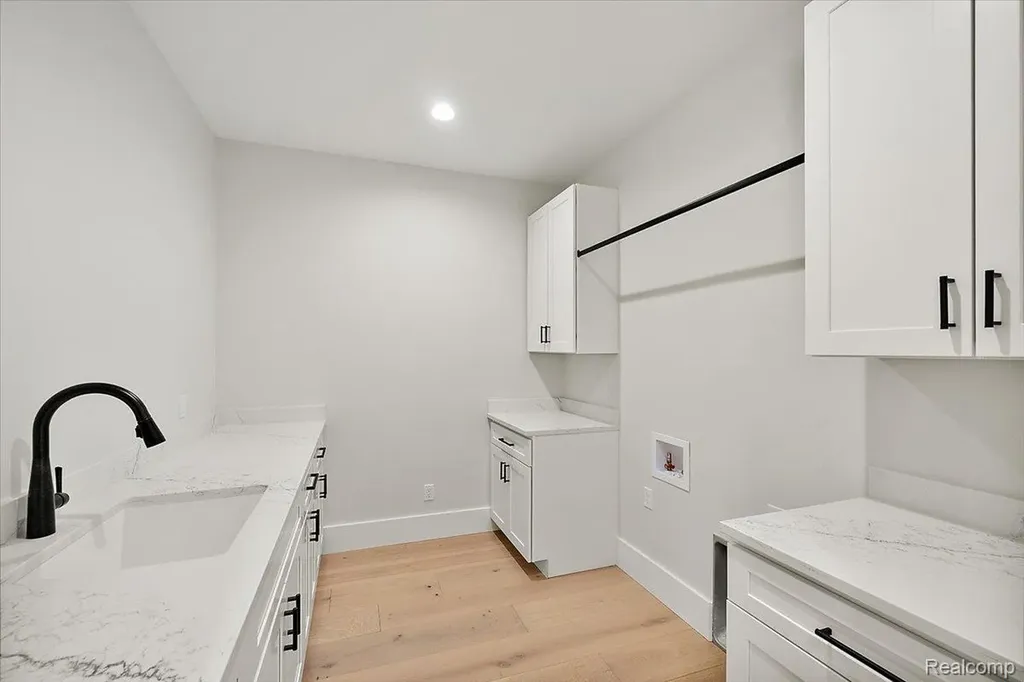 13459 Haddon Street Fenton Charter Township MI 48430