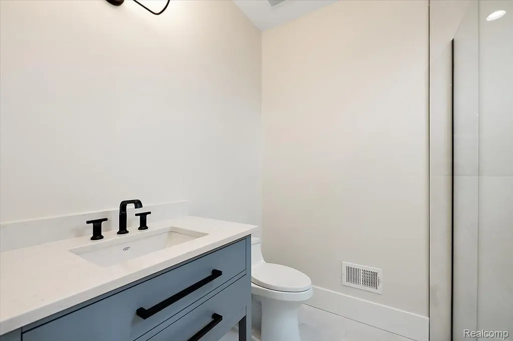 13459 Haddon Street Fenton Charter Township MI 48430