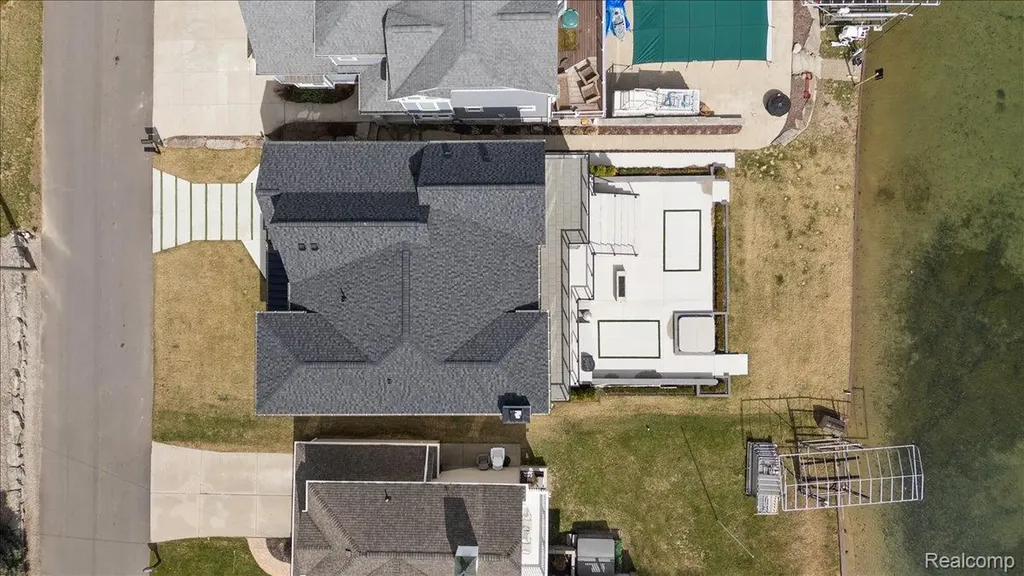 13459 Haddon Street Fenton Charter Township MI 48430