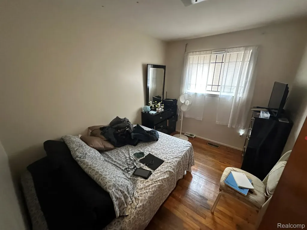 20135 Ilene Street Detroit City MI 48221