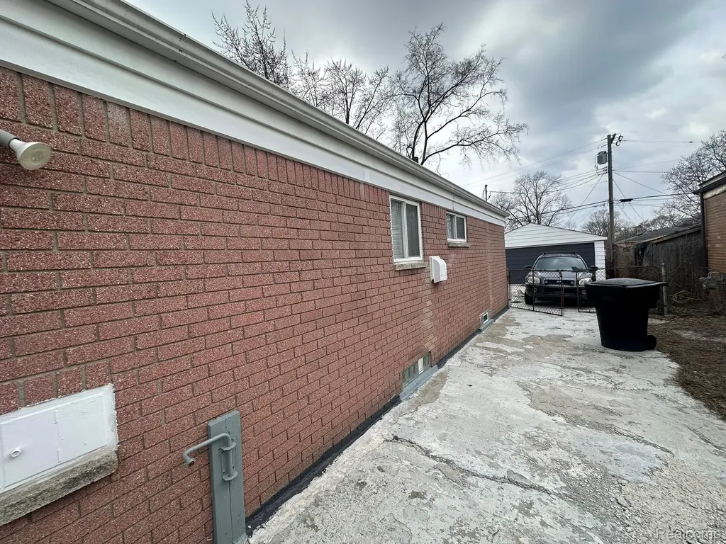 20135 Ilene Street Detroit City MI 48221