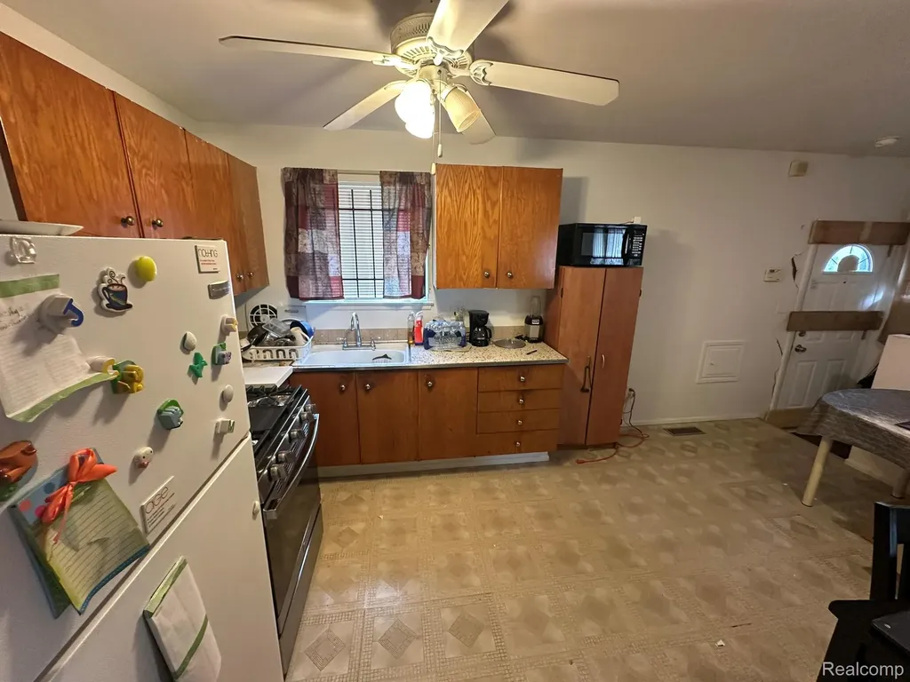 20135 Ilene Street Detroit City MI 48221