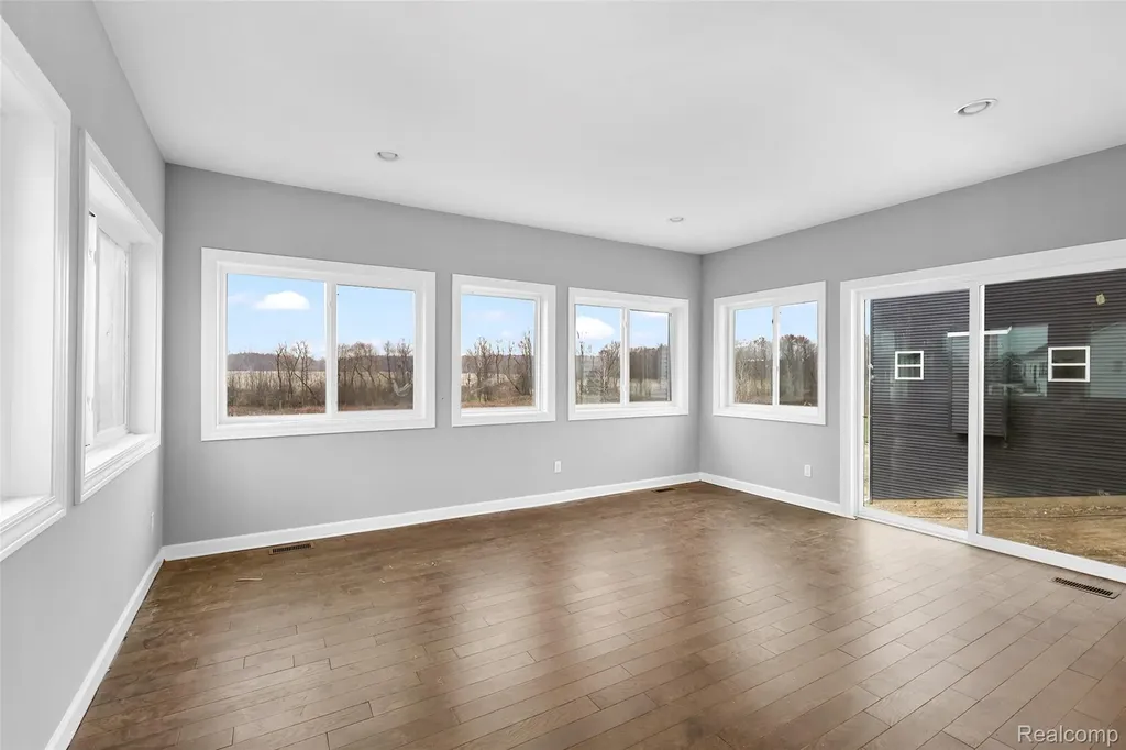 1154 Brendan Bay Drive Grand Blanc Charter Township MI 48439