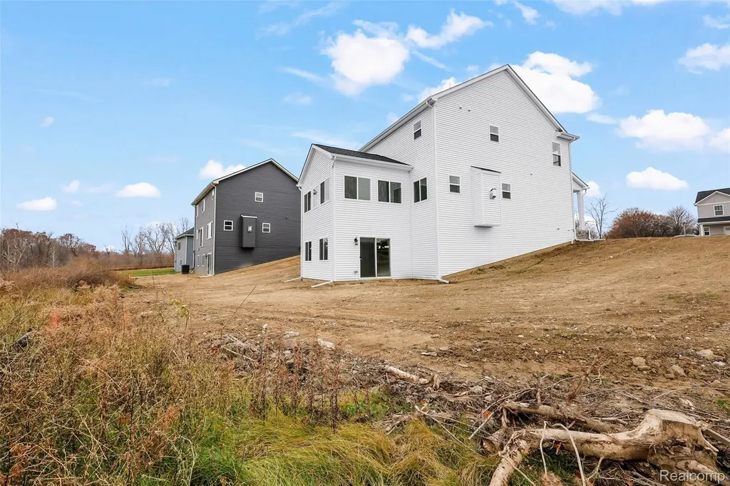 1154 Brendan Bay Drive Grand Blanc Charter Township MI 48439
