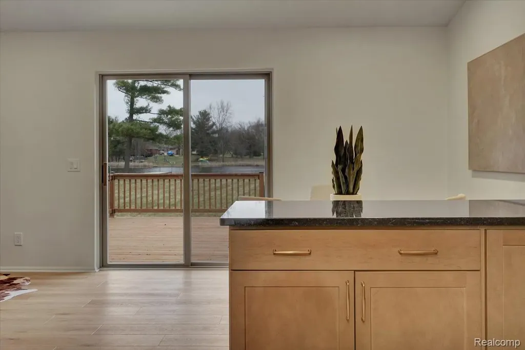 1365 Thistleridge Holly Township MI 48442