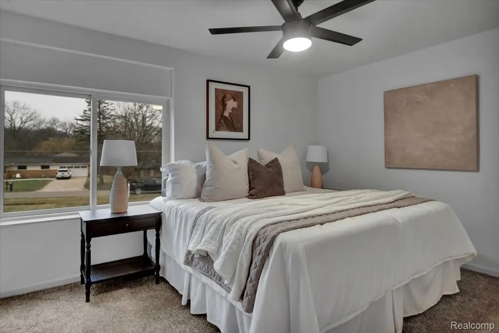1365 Thistleridge Holly Township MI 48442