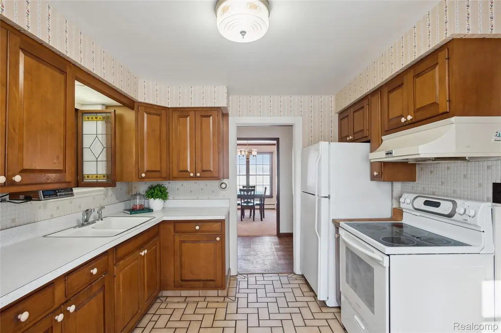 4300 W Bacon Road Hillsdale Township MI 49242