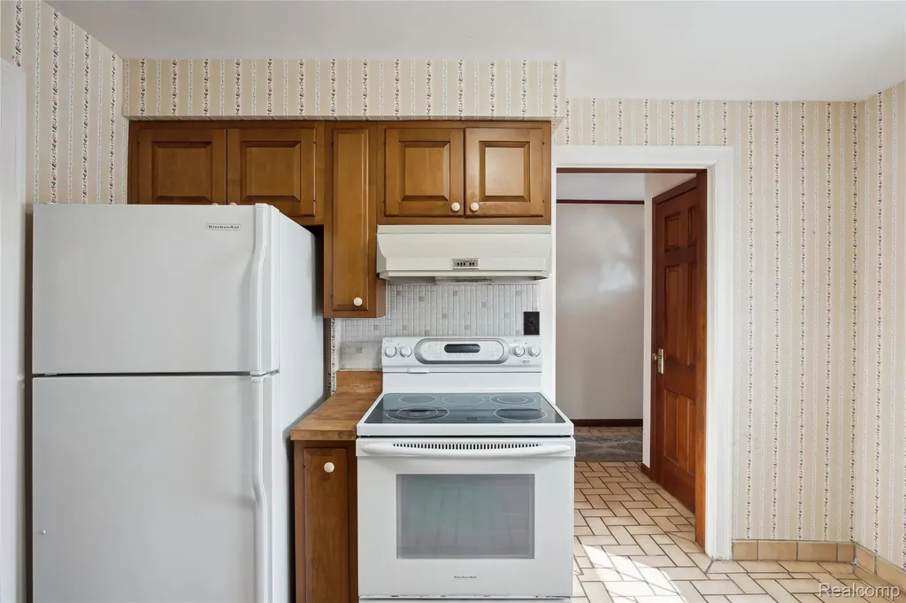 4300 W Bacon Road Hillsdale Township MI 49242
