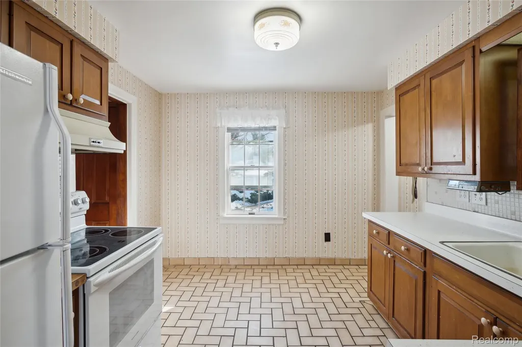4300 W Bacon Road Hillsdale Township MI 49242