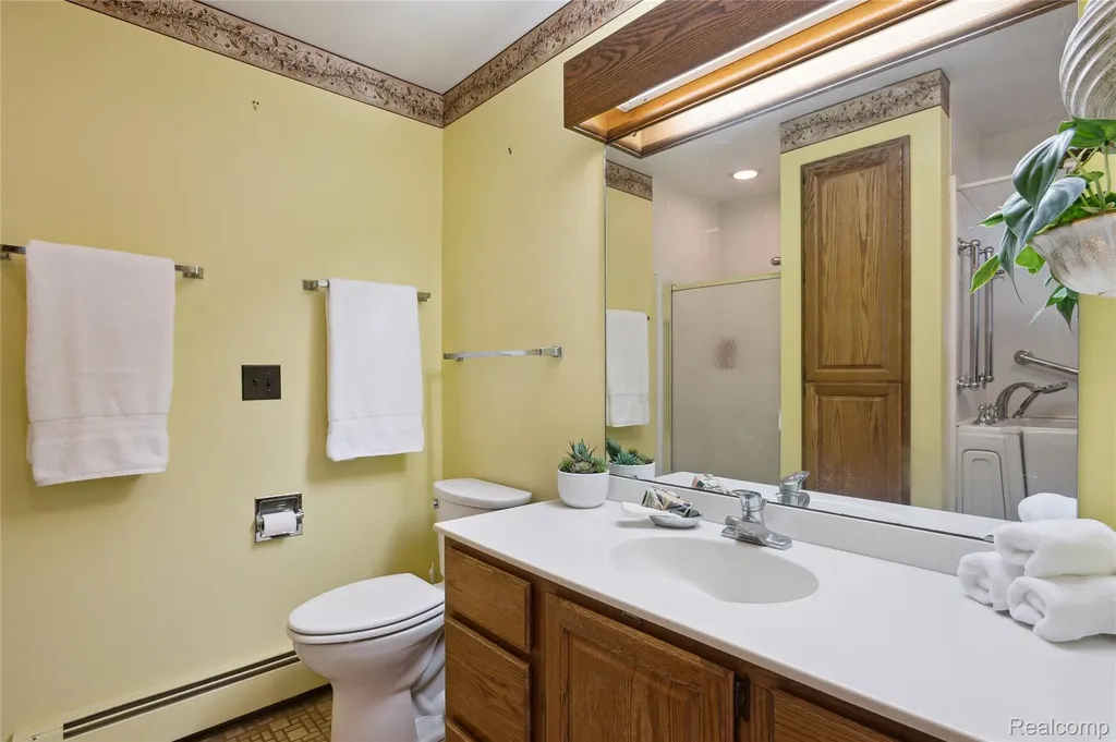 4300 W Bacon Road Hillsdale Township MI 49242