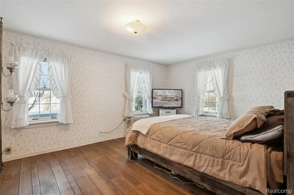 4300 W Bacon Road Hillsdale Township MI 49242