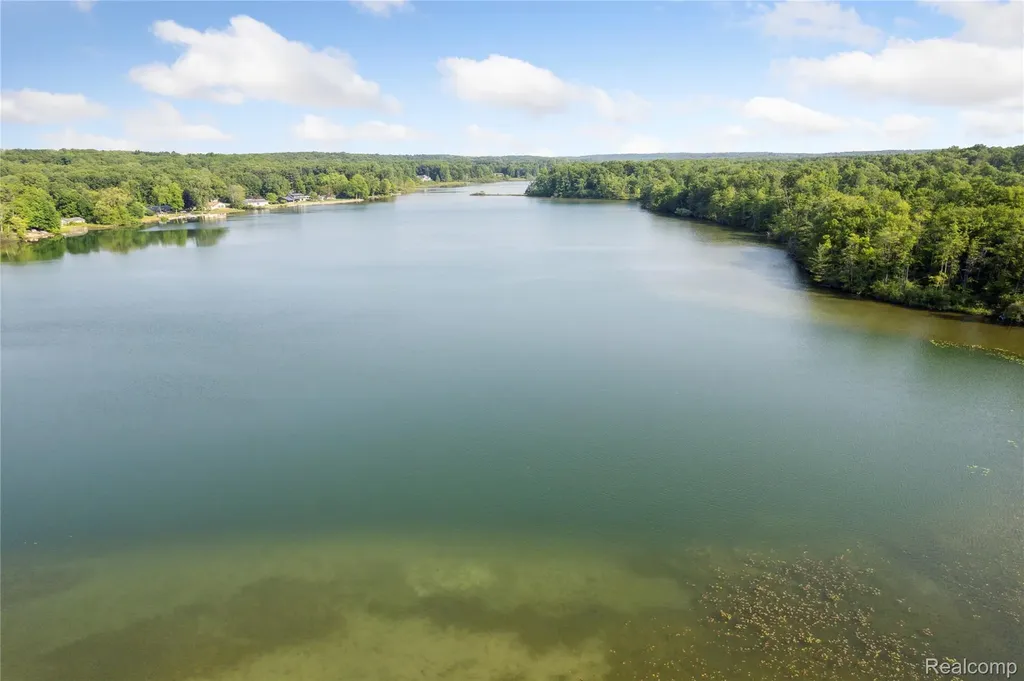 4300 W Bacon Road Hillsdale Township MI 49242