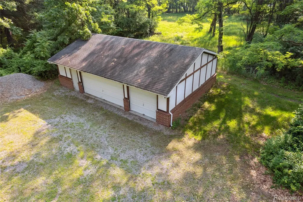 4300 W Bacon Road Hillsdale Township MI 49242
