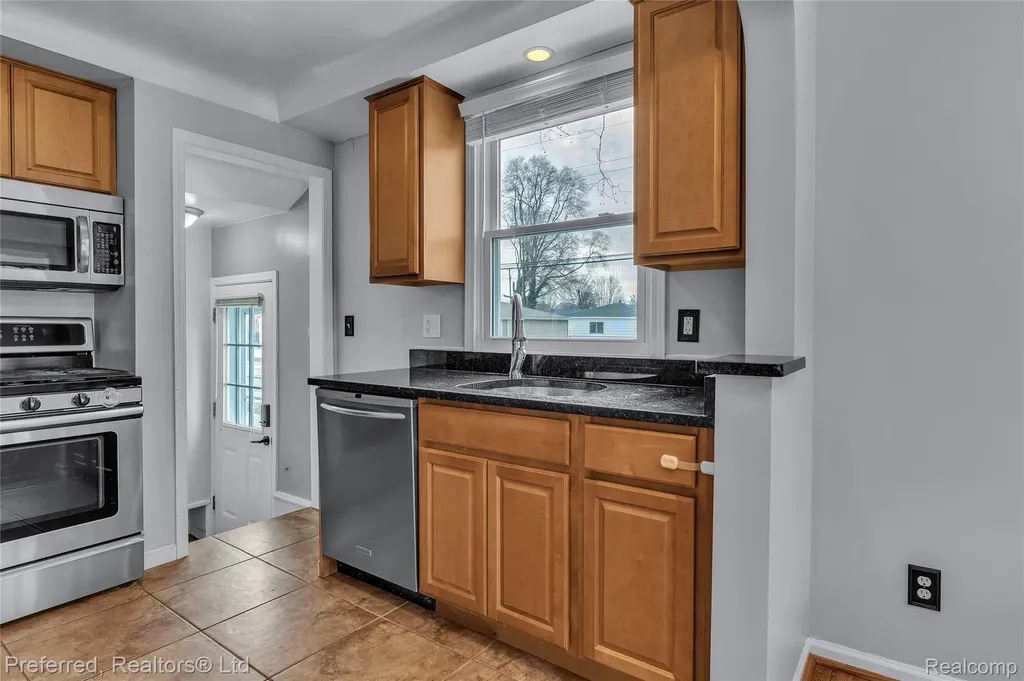 2659 Culver Avenue Dearborn City MI 48124