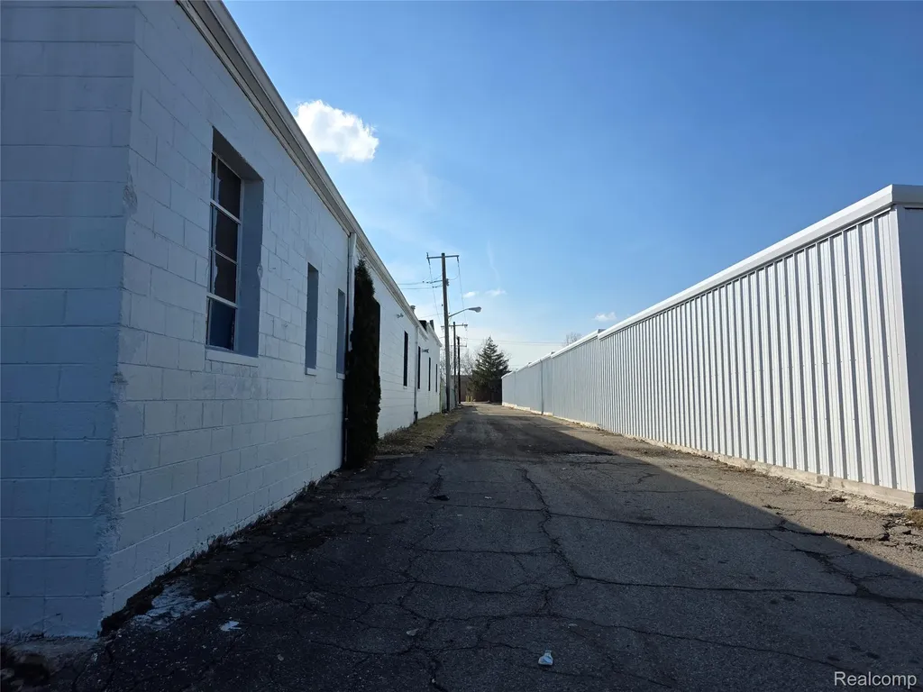 12317 Woodbine Street Redford Charter Township MI 48239
