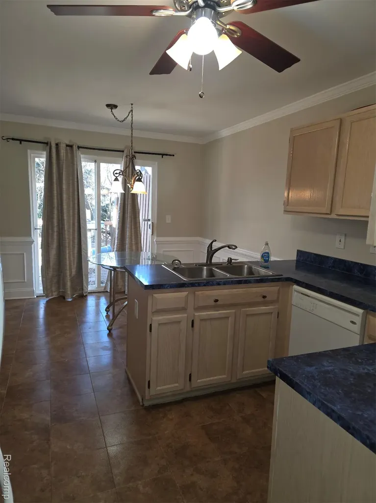 3118 Megan Drive Waterford Charter Township MI 48328