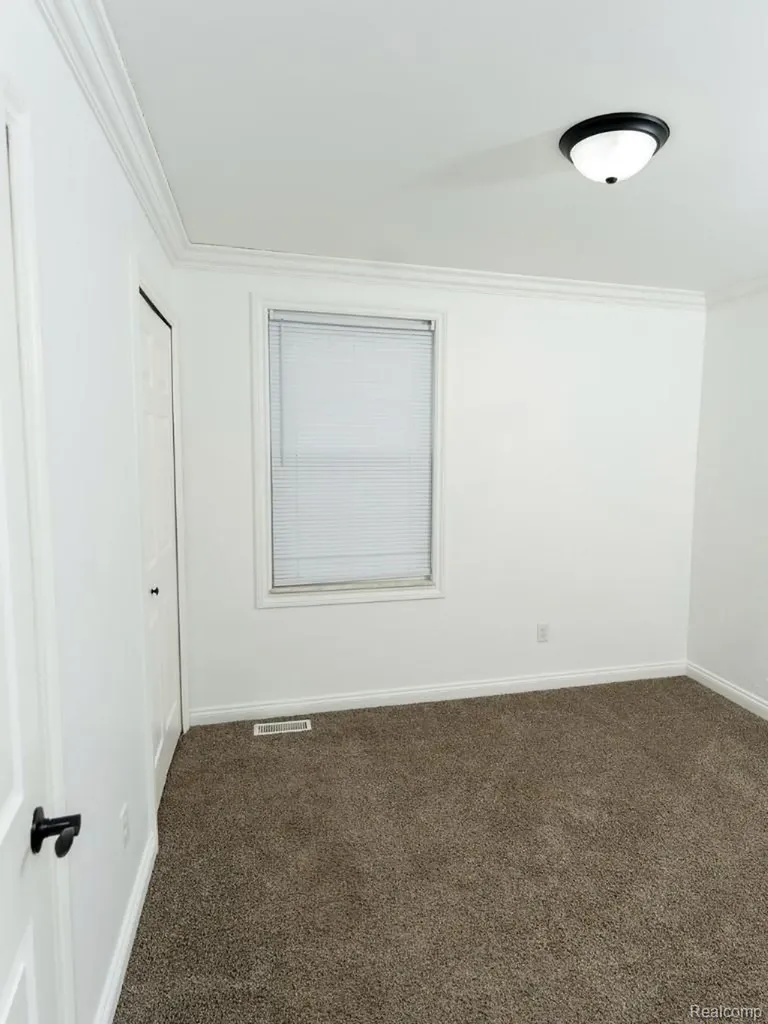 15757 N Franklin Drive Clinton Charter Township MI 48038
