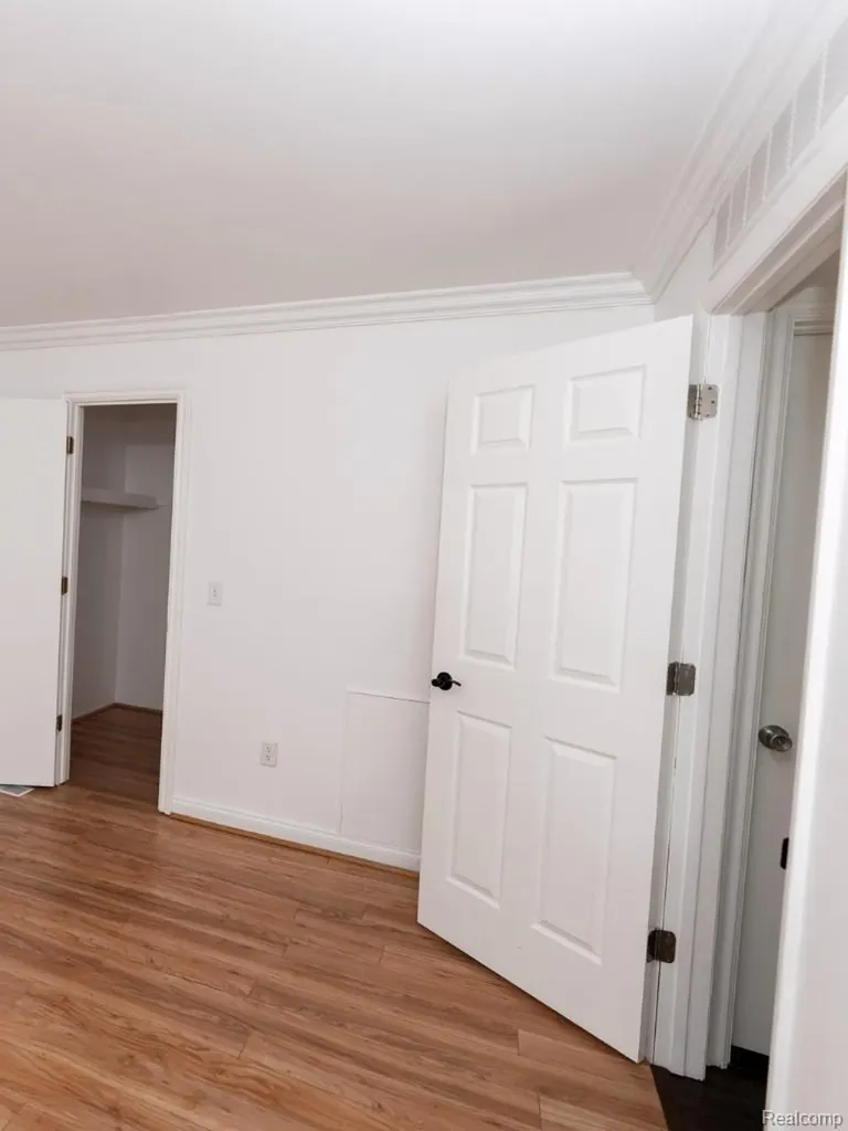 15757 N Franklin Drive Clinton Charter Township MI 48038