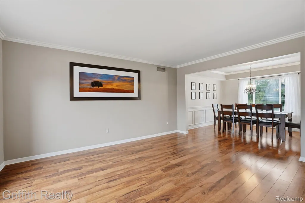 938 Meadowbrook Court Milford Village MI 48381