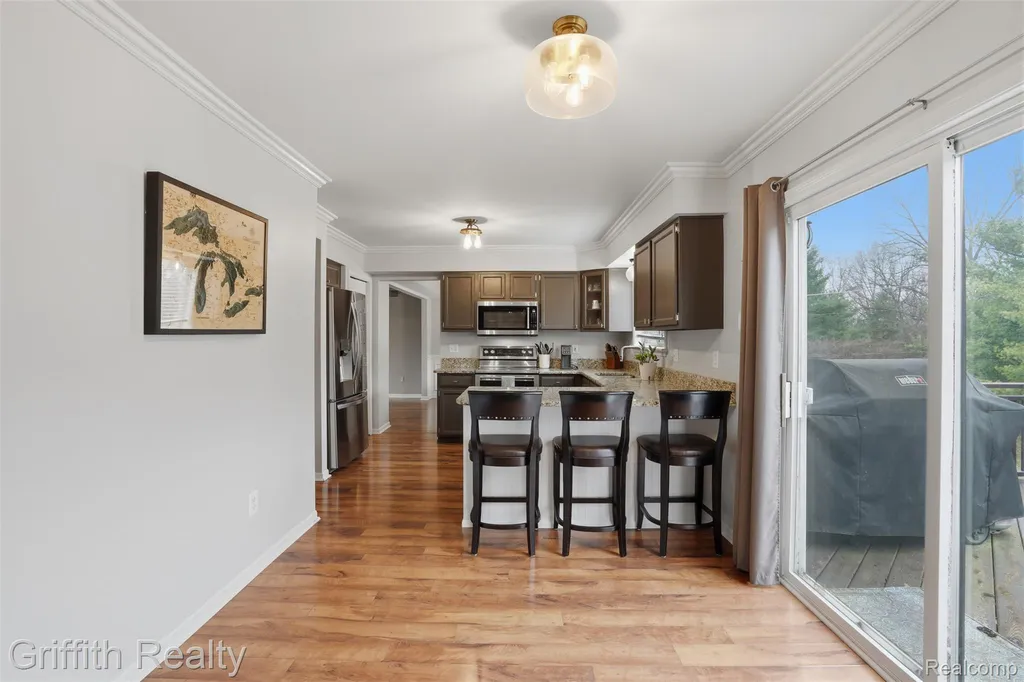 938 Meadowbrook Court Milford Village MI 48381