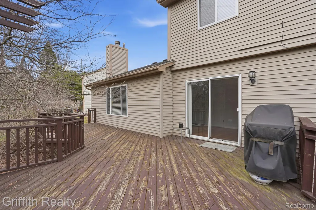 938 Meadowbrook Court Milford Village MI 48381