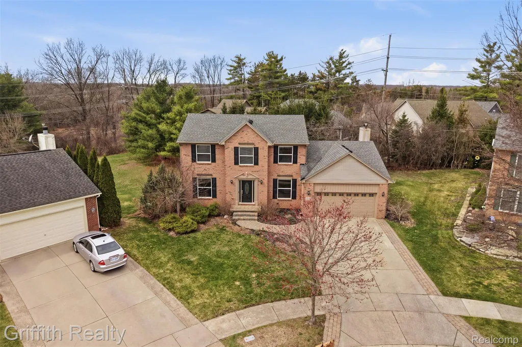 938 Meadowbrook Court Milford Village MI 48381