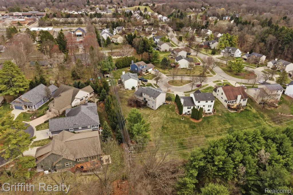 938 Meadowbrook Court Milford Village MI 48381